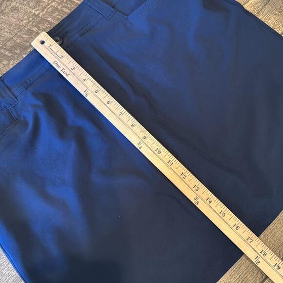 Eddie Bauer Adventurer Outdoor Navy Skort Size 10 - Picture 3 of 9